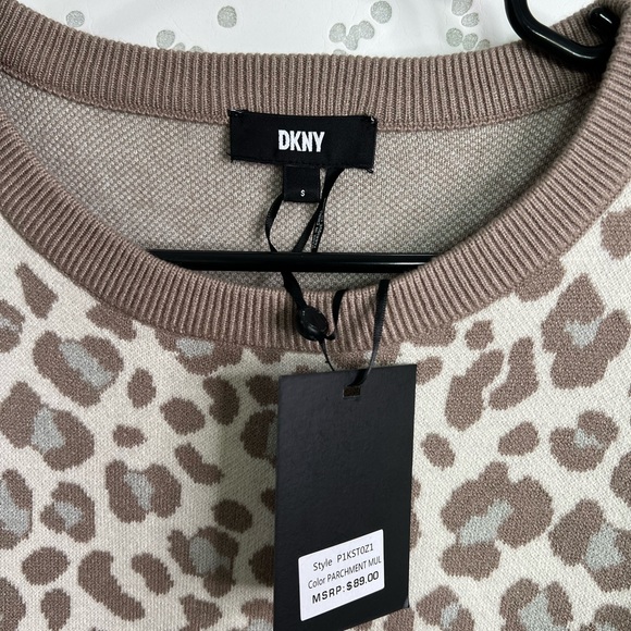 NWT DKNY tiger print sweater Size S - Picture 5 of 6